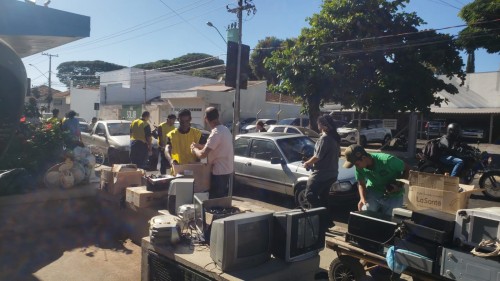 Pedágio do ‘Allan Kardec’ arrecada mais de 5 toneladas de lixo eletrônico; doações continuam